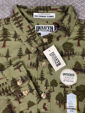 Duluth Trading Co Flannel Shirt Men's XLT Free Swingin Flannel Untucked Bear